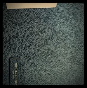 Michael Kors Messenger Bag